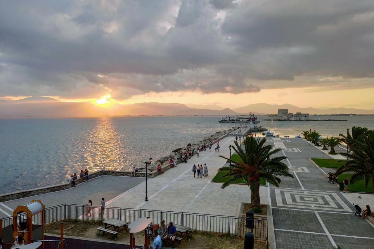 Apt.27-102 Nafplio Luaran gambar